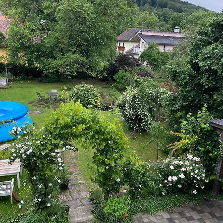 Apartment Charmante Altbauwohnung Im Shabby Chic Stil Mit Wintergarten Und Gartenblick - Ihr Perfektes Zuhause In
